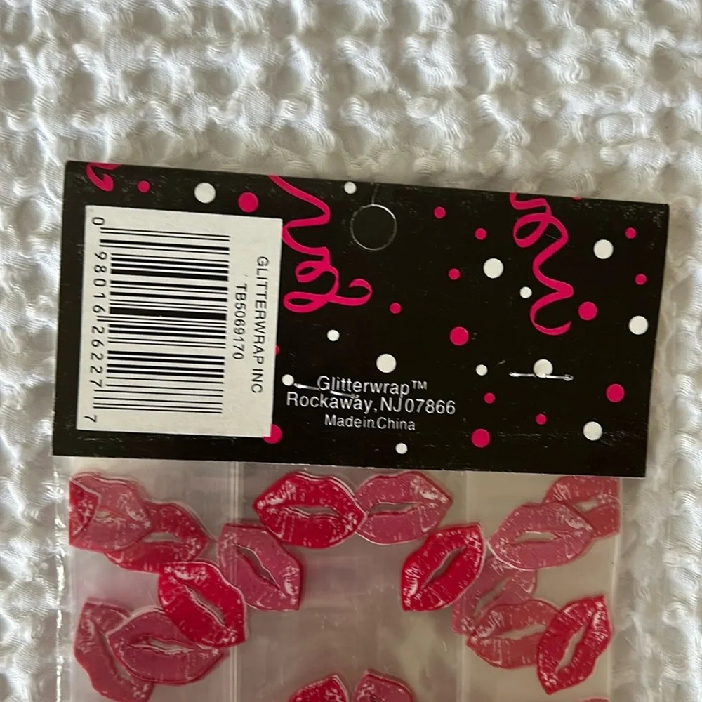 NWT, cellophane lip bags & 2 lip cellophane rolls